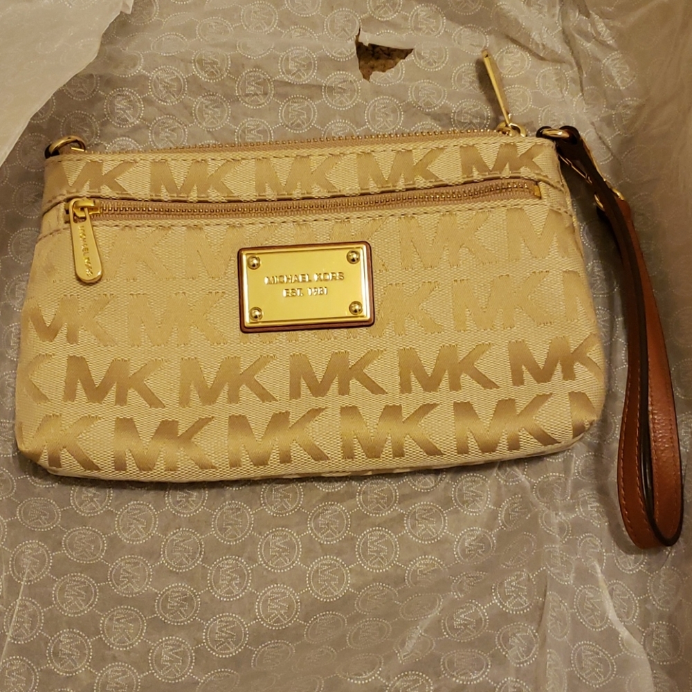 Authentic Michael Kors wrist bag